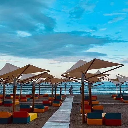 Aqua Vista Pool Alezzi * Нэводари