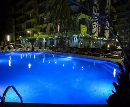 Aqua Vista Pool Alezzi Năvodari