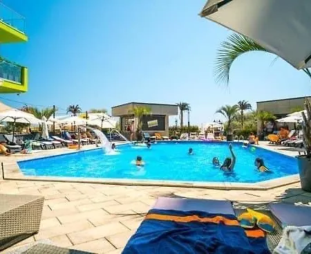 Aqua Vista Pool Alezzi Apartament Năvodari