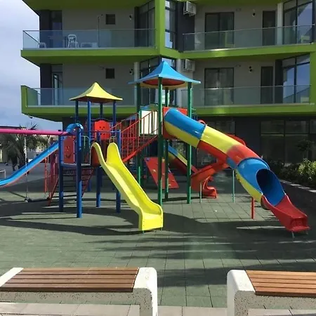 Apartament Aqua Vista Pool Alezzi *
